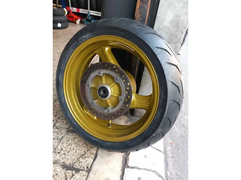 Coppia di cerchi - posteriore con dischi - Honda CBR 1100 XX 97/98